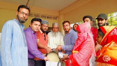 ঈদুল আজহা উপলক্ষে ভিজিএফের চাল বিতরন 